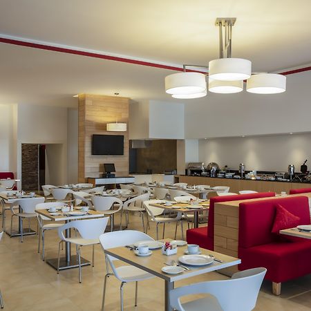 Fiesta Inn Celaya Galerias מראה חיצוני תמונה